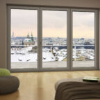 Camera da letto con finestre in pvc ad alto isolamento termico
